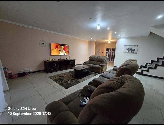 3 BEDROOM PROPERTY TO RENT IN RESERVOIR HILLS